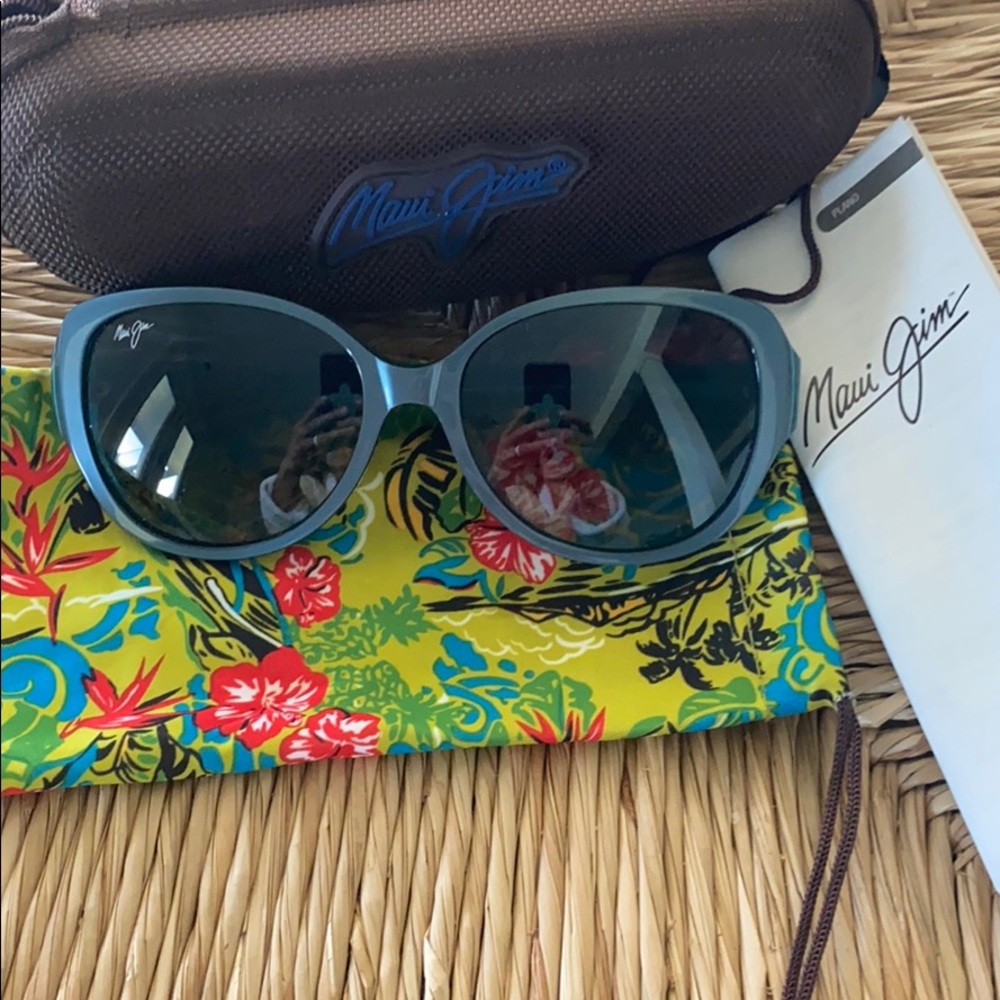 Maui Jim’s sunglasses, new never worn